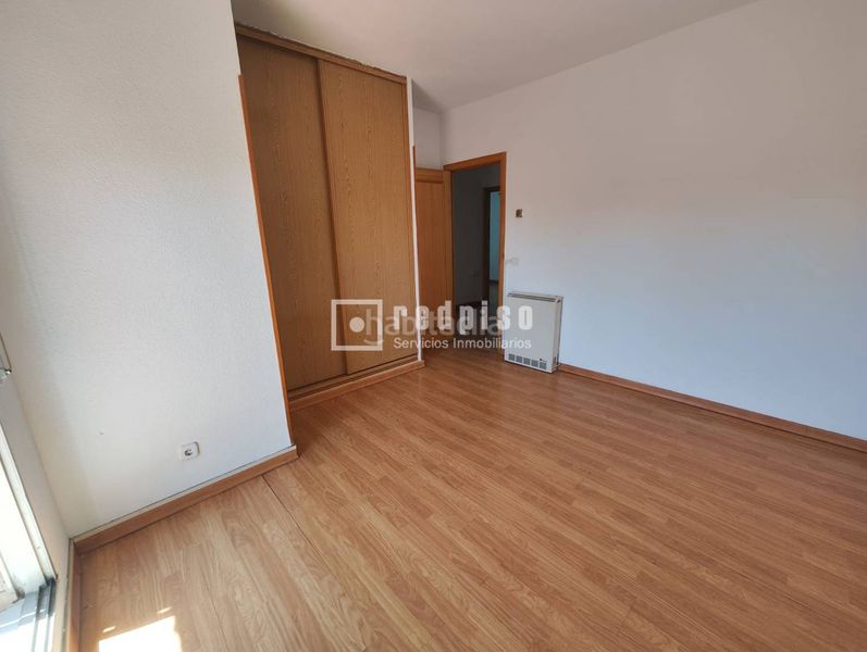 Foto e357cecb-5e08-4101-8619-471b1d4703f3. Xalet amb calefacció aparcament piscina a Brunete