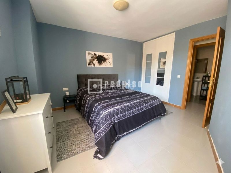 Foto 1bbbacb1-f028-47be-935b-8fa21b77aa88. Duplex with heating parking in Centro Navalcarnero