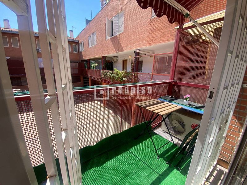 Foto 7a259d4a-8092-4b6f-af2a-ba128c44ce39. Duplex with heating parking in Centro Navalcarnero