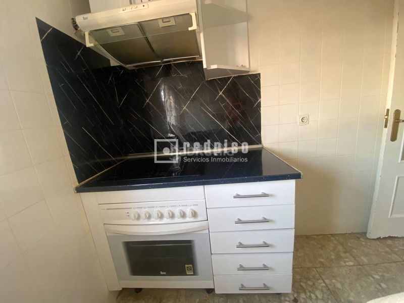 Foto 7baea84d-2432-4f69-bd04-fb3aa368aa09. Piso  en venta en Centro Navalcarnero