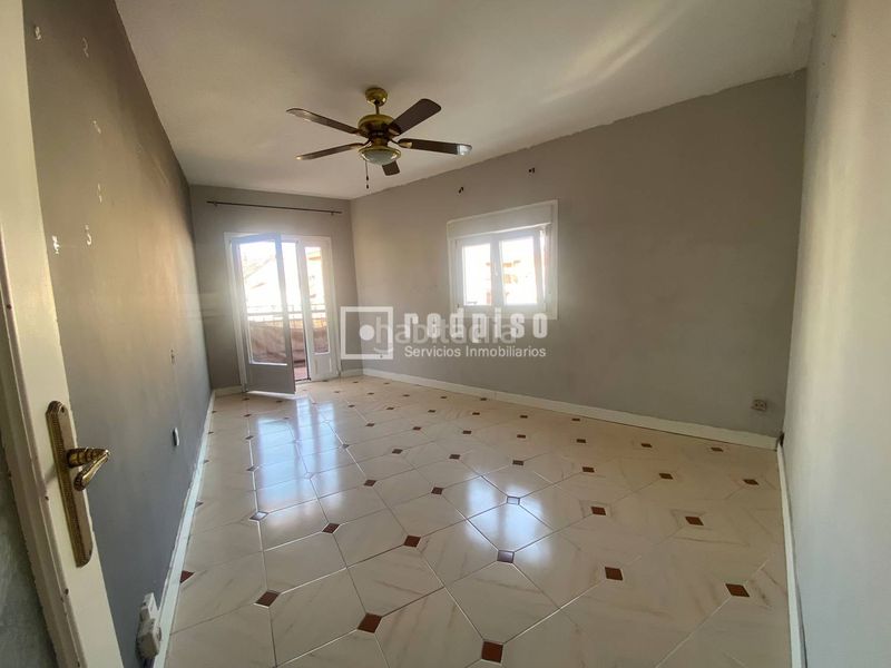 Foto e9eda0f4-d099-4e9a-8594-2d7051b4bd56. Piso  en venta en Centro Navalcarnero