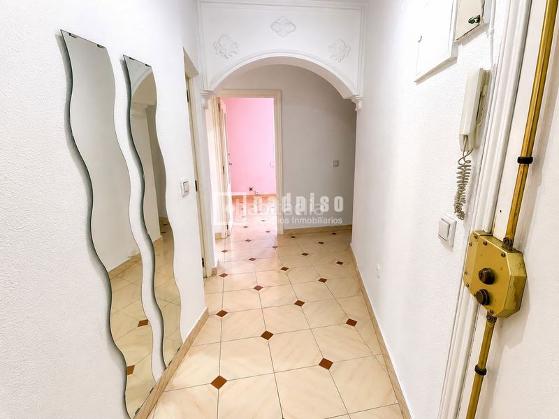 Foto fdddf0b1-e876-484c-a12c-adb1eb8fd987. Piso  en venta en Centro Navalcarnero