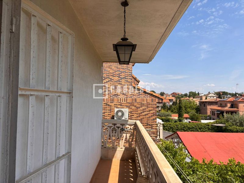 Foto 21a16a75-8d1f-43e1-8c36-46c1b5f65b9e. Chalet  en venta en Calypo Fado