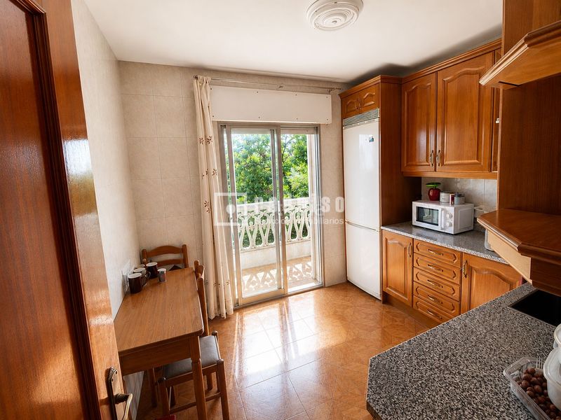 Foto a950e8f3-3e1d-4326-9fc5-2ad77b115363. Chalet  en venta en Calypo Fado