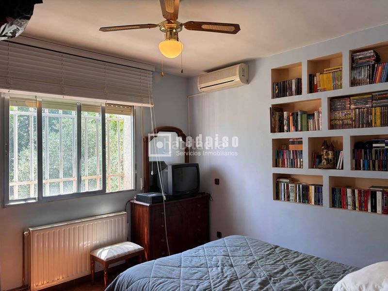 Foto c0dbf07c-cf9f-4e9c-af45-60182aa62daa. Chalet  en venta en Calypo Fado