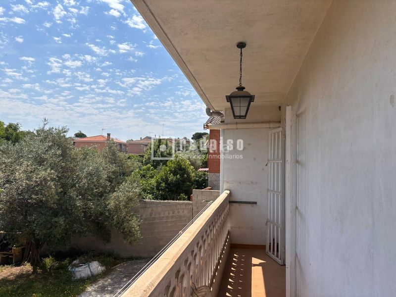 Foto c2545056-bed0-411a-bf0a-1011d756d900. Chalet  en venta en Calypo Fado