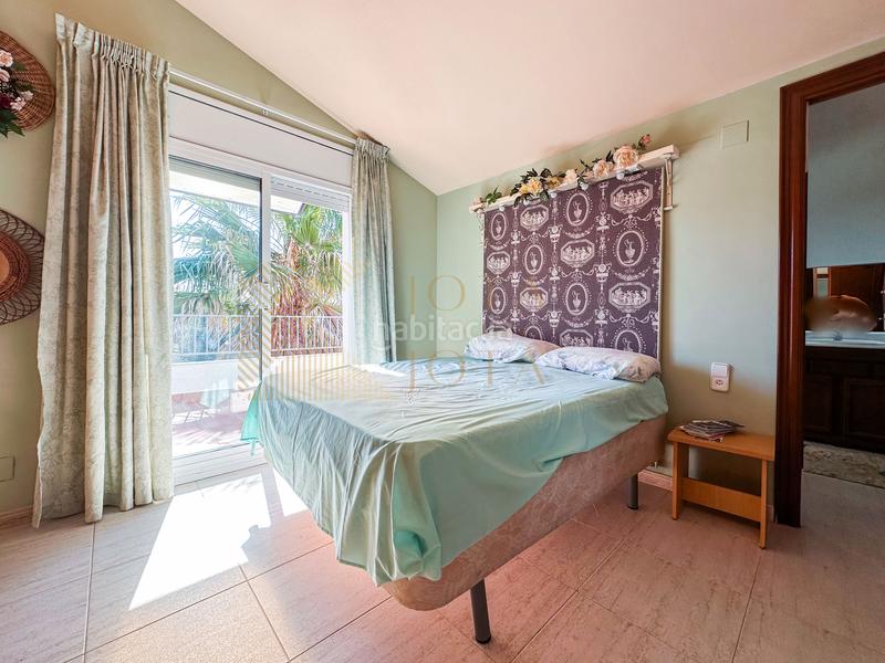 Foto 73429506-5ed4-43b8-9180-4a3d74f2b86a. Haus mit heizung pool in Aiguaviva Parc Vidreres