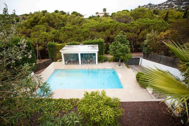 Foto 08855220-8670-47ab-b29e-71bce97a2751. Casa amb calefacció aparcament piscina a Montgoda Lloret de Mar