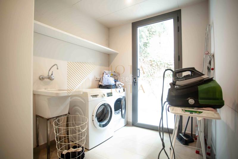 Foto 4e536d3d-3430-4a58-a580-bedd843fda07. Casa amb calefacció aparcament piscina a Montgoda Lloret de Mar