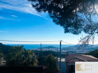 Terreny residencial a Carrer riu galligants 1. Bonito terreno de 1000m2 en el turó de lloret de mar con vistas