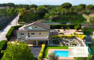 Casa a Caldes de Malavella. Casa de 5 habitaciones en caldes de malavella con piscina