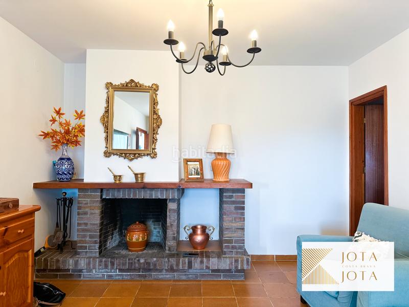 Foto 3ff17f5b-51a8-4f52-91a6-86d5d40ea238. Maison avec cheminée parking piscine dans Aiguaviva Parc Vidreres