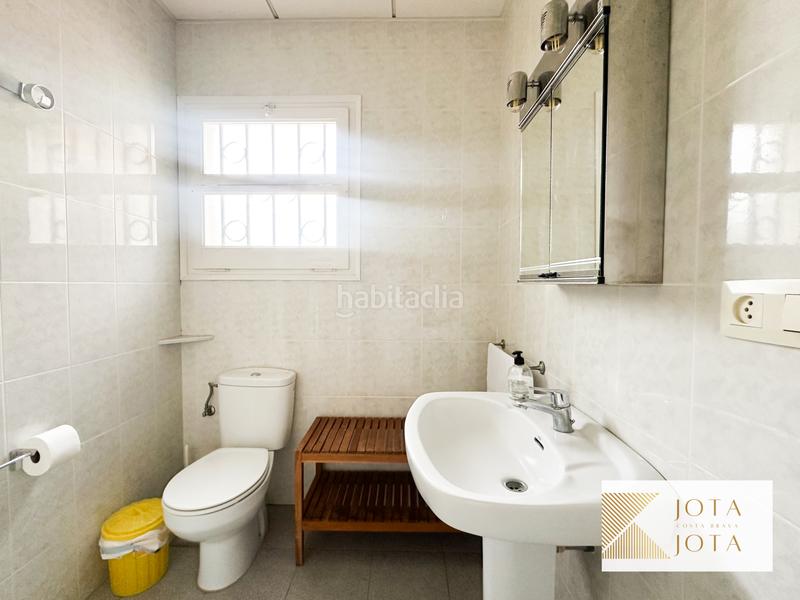 Foto 43ca9841-bd14-42ce-9336-cf3ddb4f7939. Maison avec cheminée chauffage parking piscine dans Caldes de Malavella