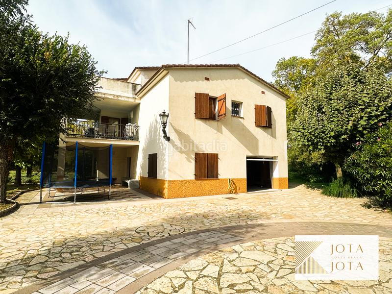 Foto ae2882fc-eb91-465d-b5f0-32090d989425. Maison avec cheminée chauffage parking piscine dans Caldes de Malavella