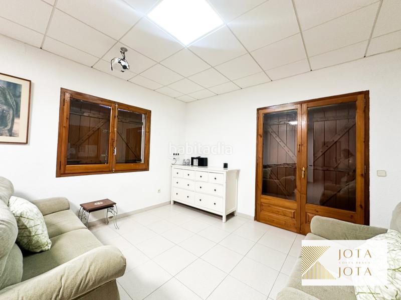 Foto caf59492-4c62-4028-8506-af3931bd6d70. Maison avec cheminée chauffage parking piscine dans Caldes de Malavella