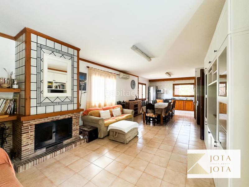 Foto e7419d04-a856-43fe-95f3-96db78d43206. Maison avec cheminée chauffage parking piscine dans Caldes de Malavella