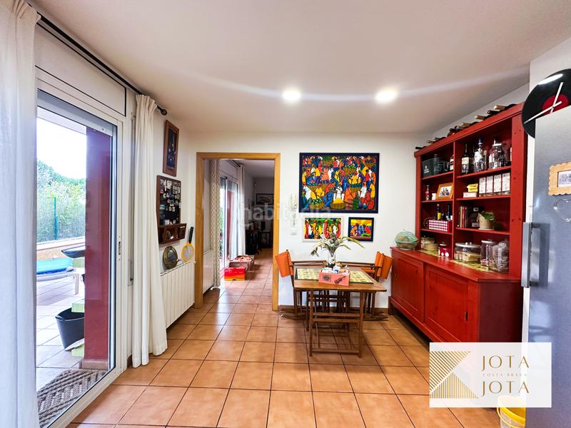 Foto 19bd9dbc-f09a-4448-b83d-c7c6890afab9. Casa amb xemeneia calefacció aparcament piscina a Tordera