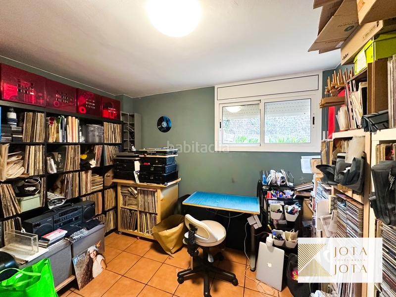 Foto ce2d15ab-5d4f-400a-a8ad-a001d3643bd3. Casa amb xemeneia calefacció aparcament piscina a Tordera