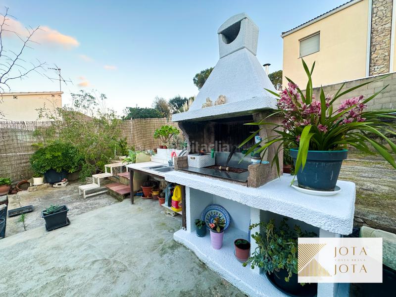 Foto 80a80917-609e-4ad3-82cf-db0bb8b0f436. Casa amb xemeneia calefacció piscina a Lloret Verd - Els Pinars Lloret de Mar