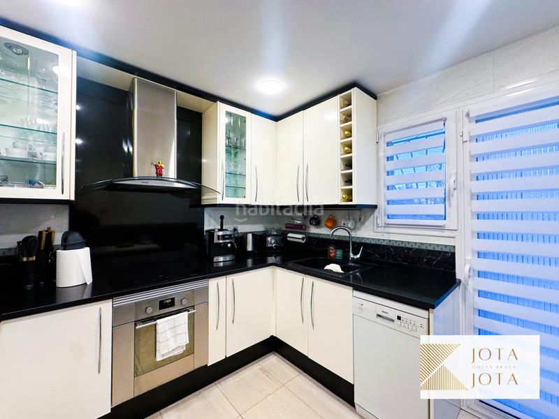 Foto fc8a2908-035f-4738-b056-a1ed75d1321e. Casa amb xemeneia calefacció piscina a Lloret Verd - Els Pinars Lloret de Mar