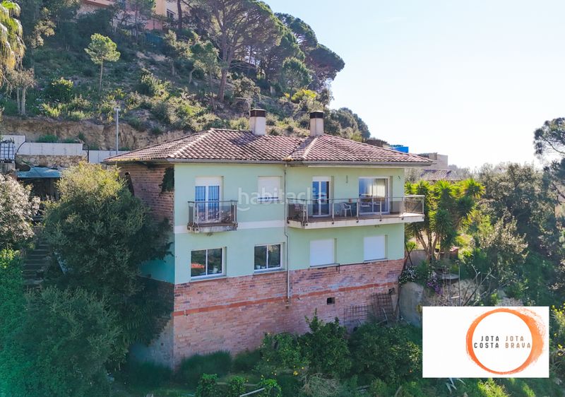 Foto 5bd10088-d19d-4dac-a014-977a86a09b7e. Casa amb xemeneia calefacció a El Molí-El Rieral Lloret de Mar