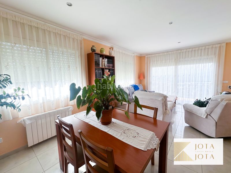 Foto b7ef0ce9-8bf7-4bfa-8fbe-1a4a2c9b4885. Casa amb xemeneia calefacció a El Molí-El Rieral Lloret de Mar