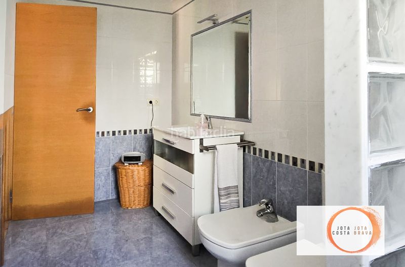 Foto 817fe8de-dce8-4072-b807-e78556fff4a4. Casa amb piscina a Caldes de Malavella