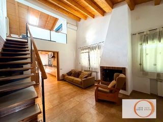 Maison à Residencial Park. Una grande casa de 300m2 para estrenar en maçanet de la selva