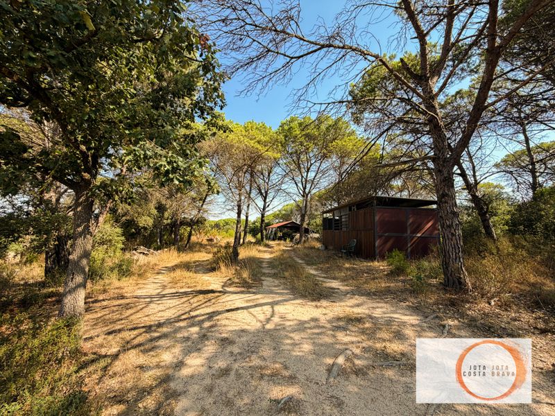 Foto ca95a73b-5231-4352-bdf2-293f0509ea4b. Finca rústica finca rustica de 15,000m2 con posibilidad de construccion en Vidreres
