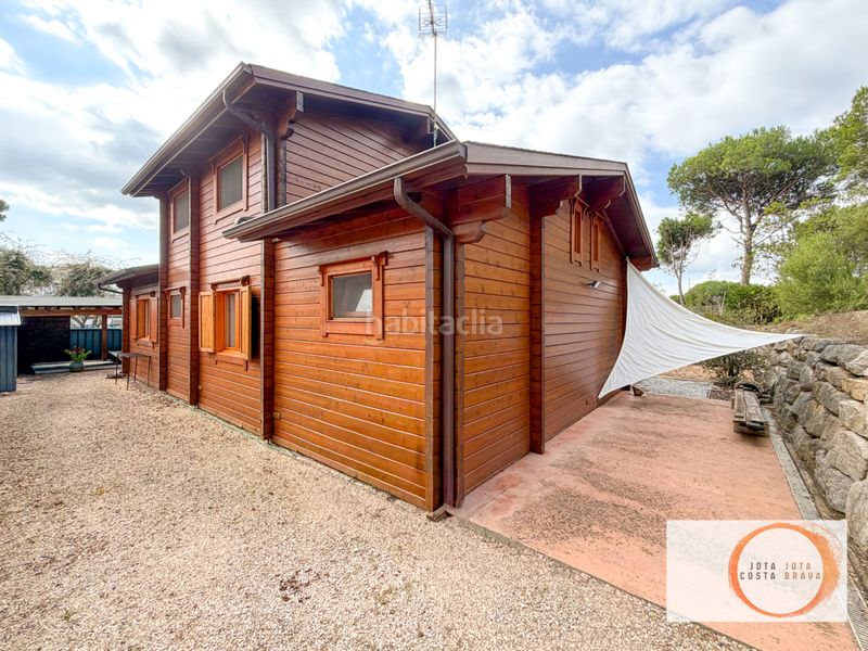 Foto 0ad497c0-0cc1-410a-ad71-6581db62ef7d. Casa amb xemeneia a La Goba Vidreres