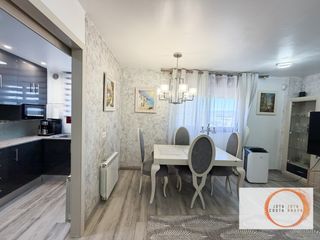 Etagenwohnung in Llagostera. Duplex de 3 habitaciones con terrazas en llagostera