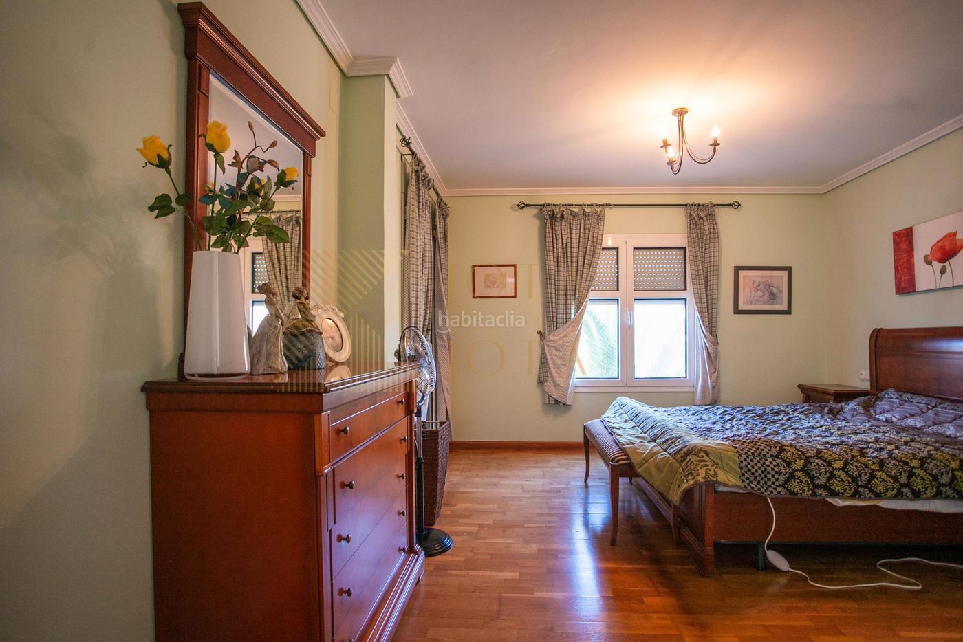 CASA DE 4 HABITACIONES CON PISCINA, SAUNA Y GIMNASIO EN EL CONDA Lloret de Mar