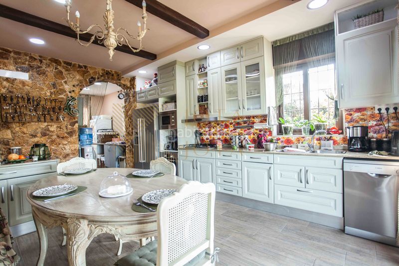 Foto 25771ba8-0dfd-4f6a-b7b1-4a841f061c21. Casa amb calefacció aparcament piscina a Condado del Jaruco - Puigventós Lloret de Mar