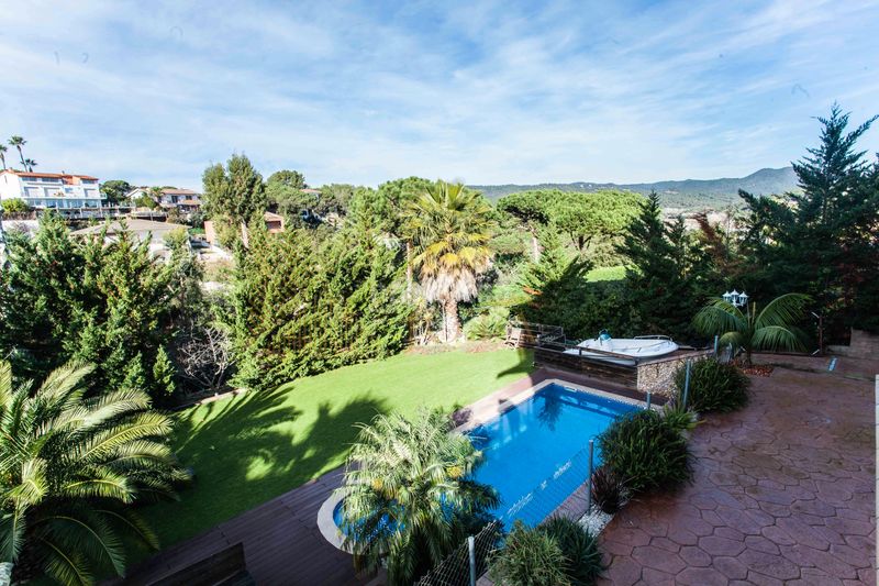 Foto 43976767-f3c9-48dd-bd57-11e5a59acc76. Casa amb calefacció aparcament piscina a Condado del Jaruco - Puigventós Lloret de Mar