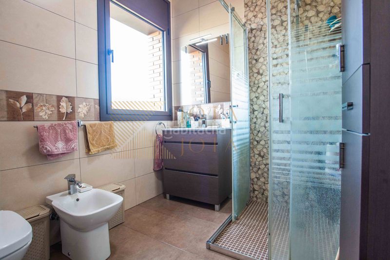 Foto 66d60c4f-4c80-4084-9659-597133a3dbde. Casa amb calefacció aparcament piscina a Condado del Jaruco - Puigventós Lloret de Mar