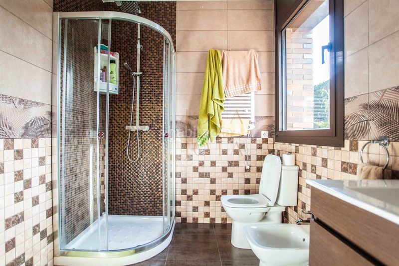 Foto 6c068afd-bdb2-47c1-84d3-e42baa039079. Casa amb calefacció aparcament piscina a Condado del Jaruco - Puigventós Lloret de Mar