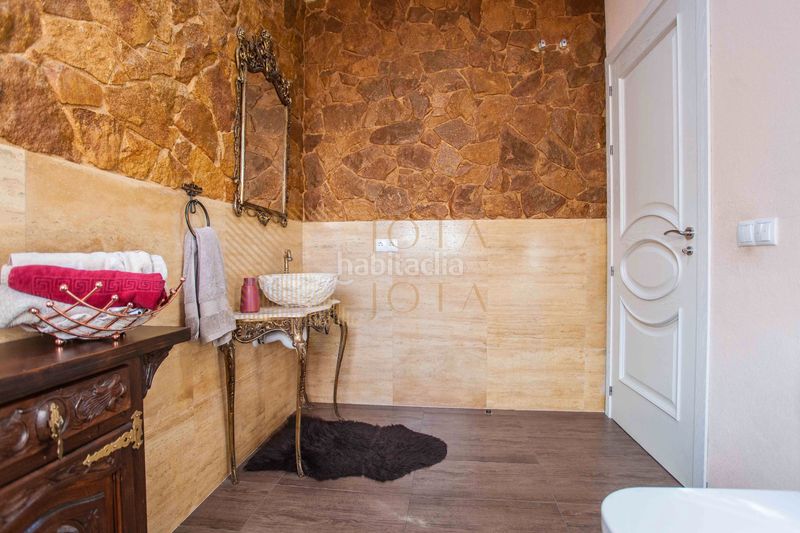 Foto 790413fe-5681-48fb-b262-d993c6f2520d. Casa amb calefacció aparcament piscina a Condado del Jaruco - Puigventós Lloret de Mar