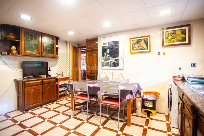 Foto 4d51c311-cbd0-4199-bd89-4ec6fc39730c. House with heating parking in Fenals Lloret de Mar