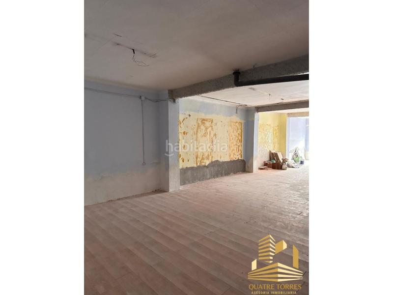 Foto 1e12c997-30f4-44cf-b232-832a007d08f3. Local comercial a calle escultor piquer a Torrefiel Valencia