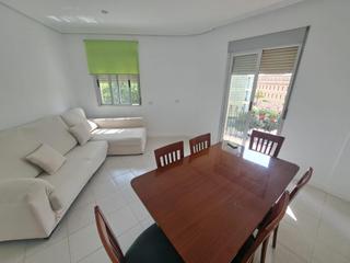 Rent Flat in Calle cieza. Piso en alquiler en soternes
