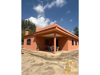 Xalet en Monte Real. Chalet en partida barbeta