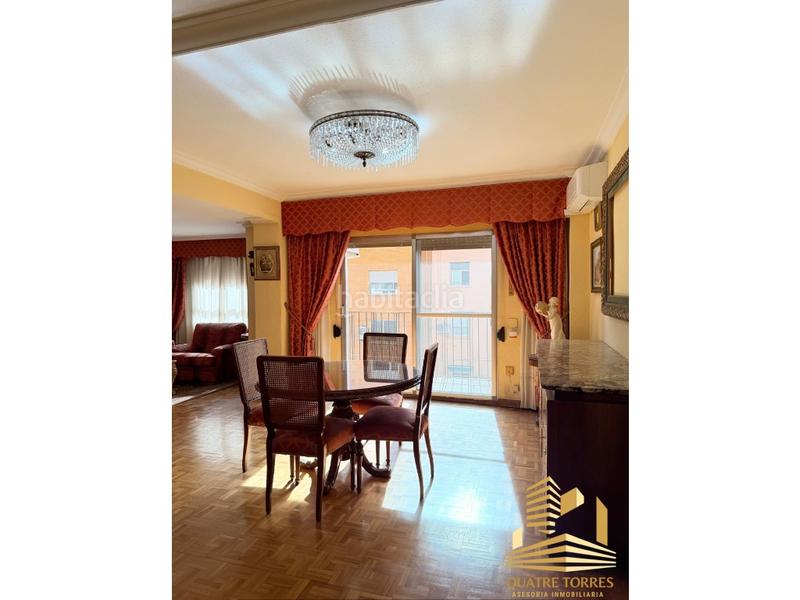 Foto bb82a805-a935-43bf-812d-158d728e3277. Appartamento in avenida perez galdos in Nou Moles Valencia