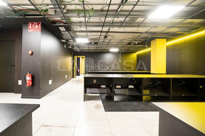 Foto d5732206-4ef5-4c6c-a927-4c6423c897c1. Rent business premise in Sagrada Família Barcelona