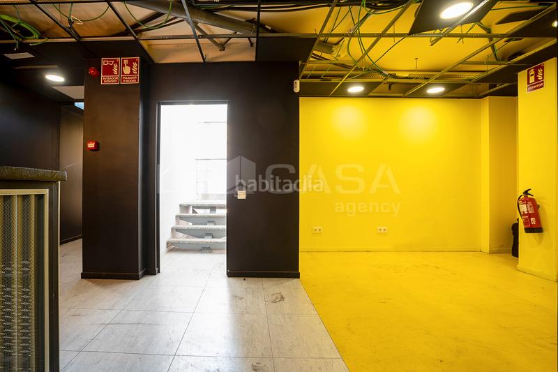 Foto e74f81a7-bdb9-4c0e-b63b-5c67b8c53943. Rent business premise in Sagrada Família Barcelona