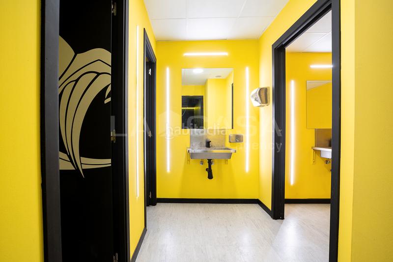 Foto b55fbac9-59e7-4c18-8cb3-014da9d304d0. Affitto locale commerciale in Sagrada Família Barcelona