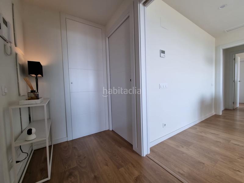 Foto 46ac2ebc-2649-4ee2-ab42-011788c8fcc0. Appartamento con parcheggio piscina in La Catalana Sant Adrià de Besòs