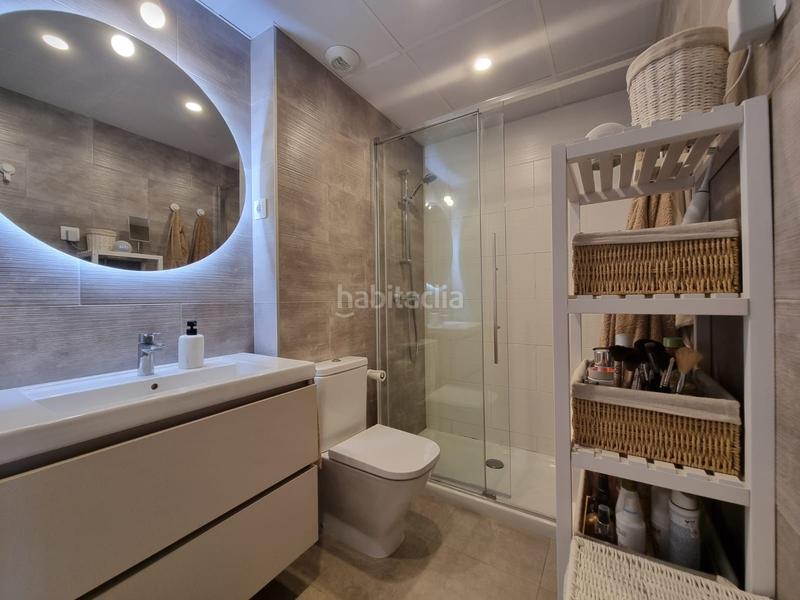 Foto f22dc6b7-e640-4f69-8c51-4cf2398cacd3. Appartamento con parcheggio piscina in La Catalana Sant Adrià de Besòs