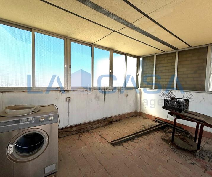 Foto 82e5a6f3-a680-468a-92d6-8ce2a221b744. Maison avec parking dans San Carlos - San José Sevilla