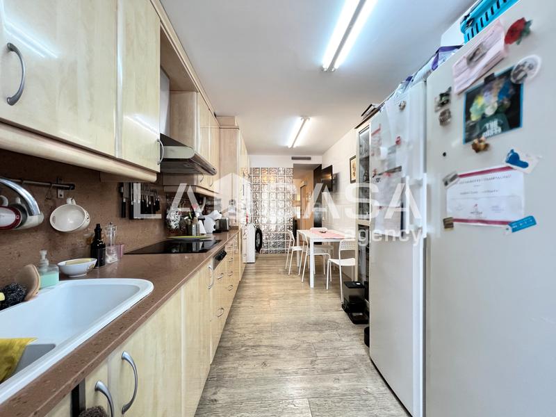 Foto 9ab1c34d-d653-472f-843e-cbba25cf1f5a. Appartement dans La Salut Badalona