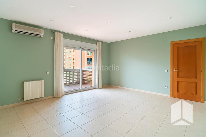 Foto ee284504-45f1-4c81-9cd2-705497b9ddad. Piso en Castell-Poble Vell Castelldefels